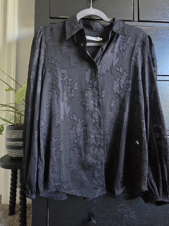 Contemporaire Tops - Contemporaire Botanical Pattern Dévoré Chiffon Shirt